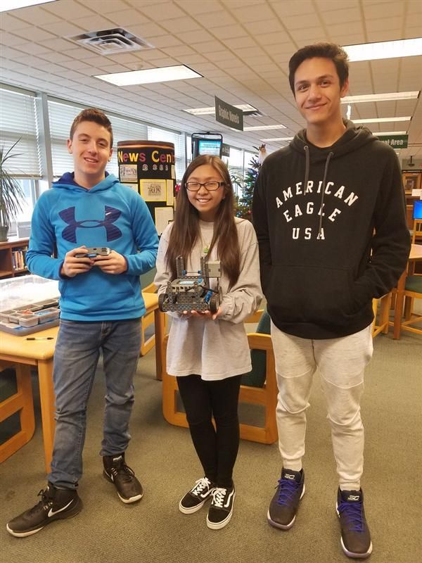 High School Students show off their XEX IQ Robot they put together in the MS/HS Lbrary High School Students show off their XEX IQ Robot they put together in the MS/HS Lbrary